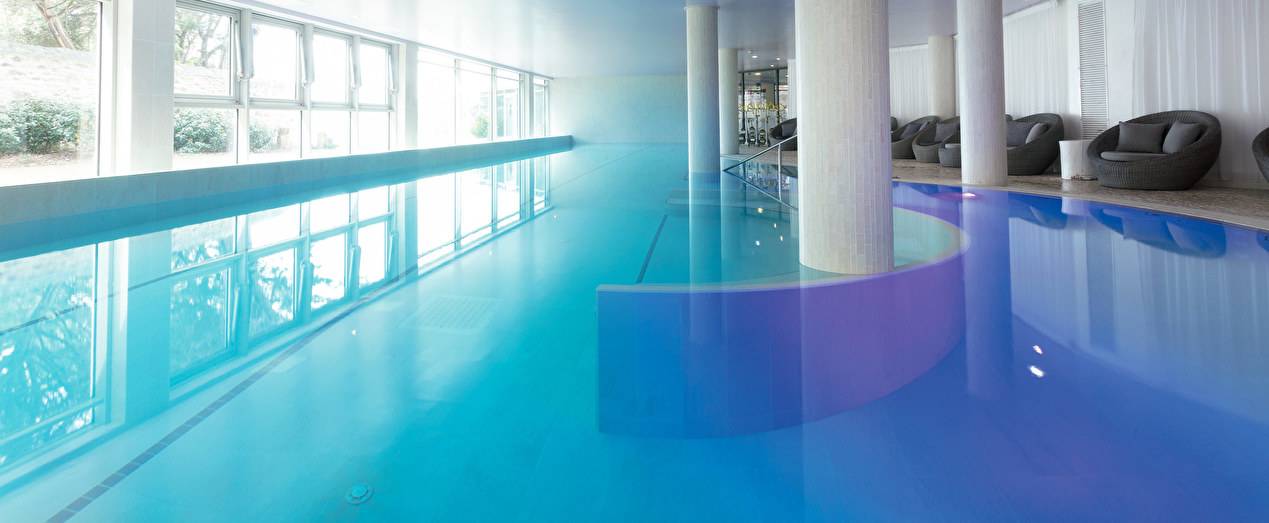 游泳池 - Thalasso Spa & Hotel Chateau des Tourelles - 4 星级 - Pornichet