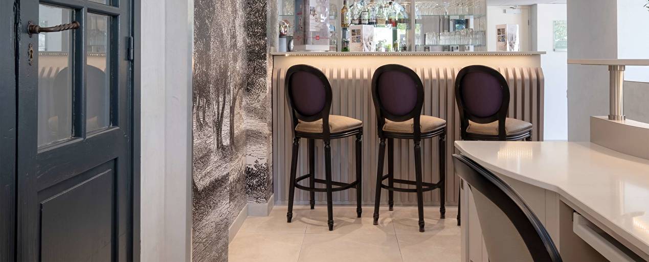Bar - La Bastide de l'Oliveraie - 4-stars - Cannes 